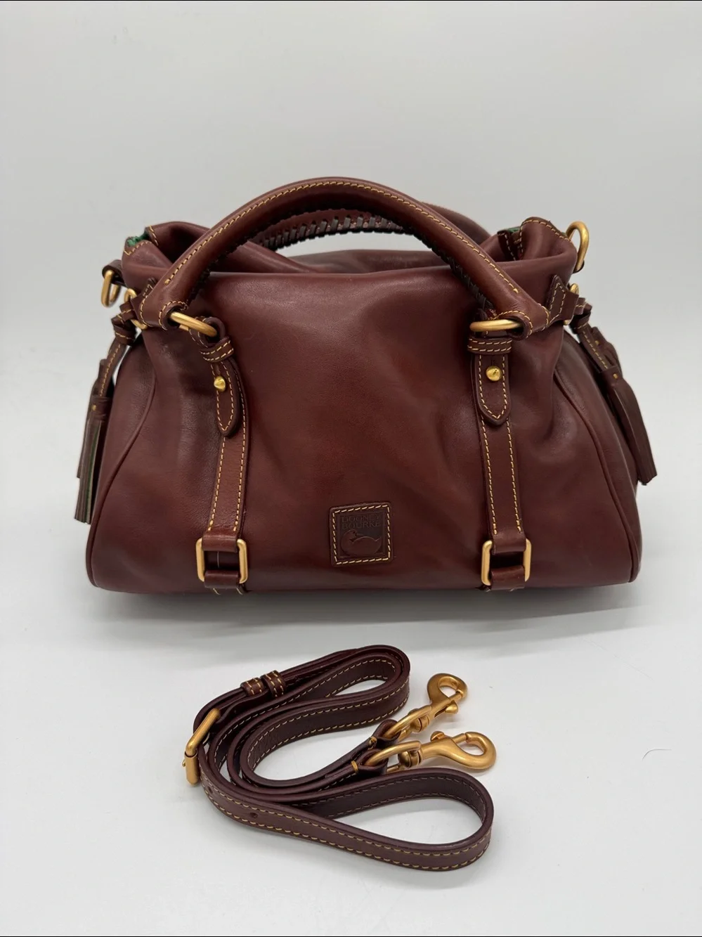 Dooney and Bourke Florentine satchel - Picture 2 of 16
